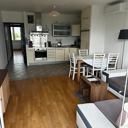 Apartament Lazurowa Szálloda Varsó