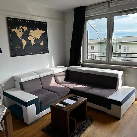 Apartament Lazurowa * Varsó