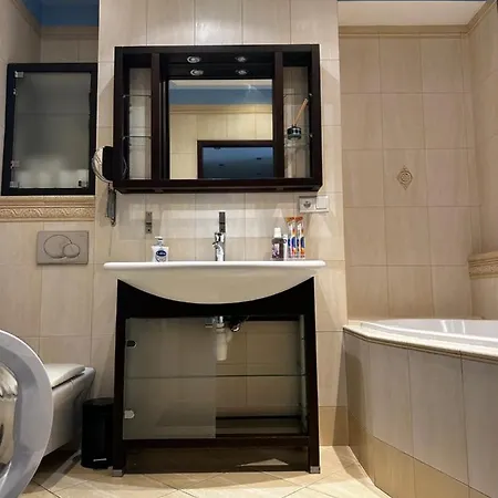 Apartament Lazurowa Hotell *